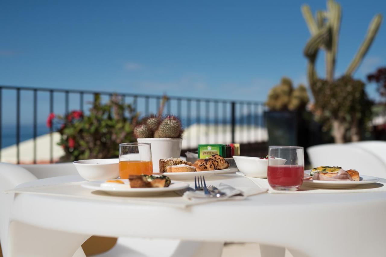 Hotel Albatros Varigotti Buitenkant foto