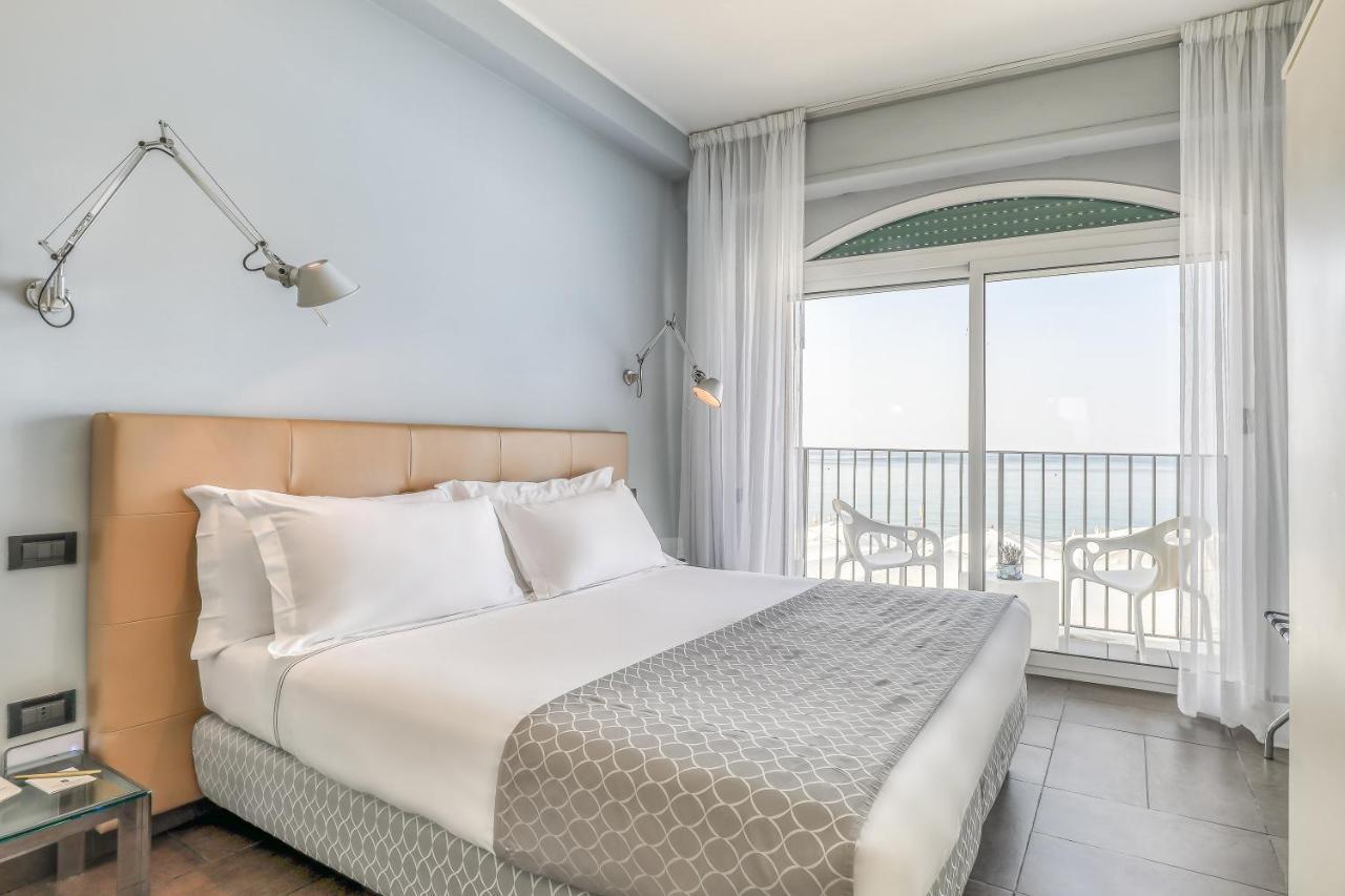 Hotel Albatros Varigotti Buitenkant foto