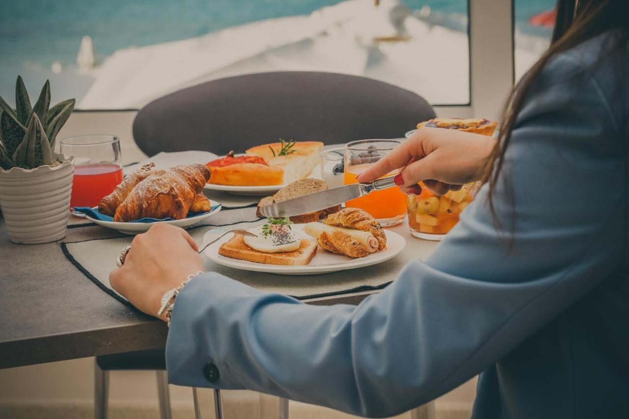 Hotel Albatros Varigotti Buitenkant foto