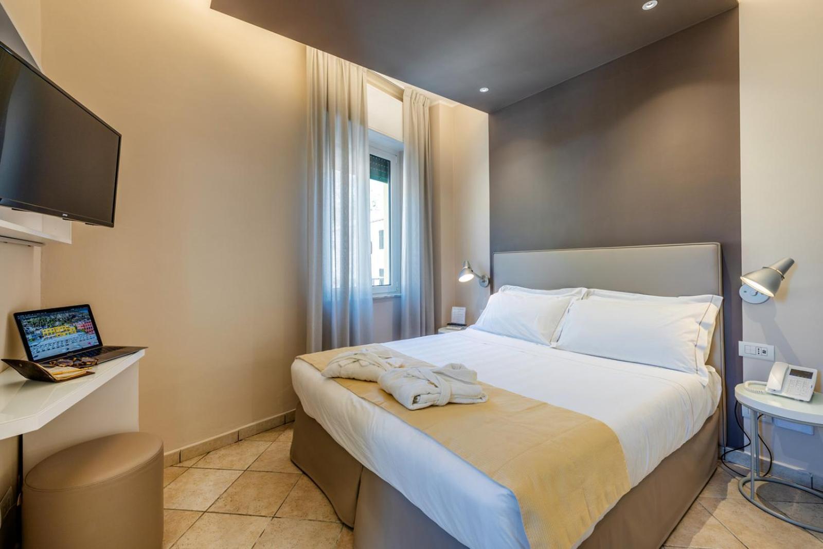 Hotel Albatros Varigotti Buitenkant foto